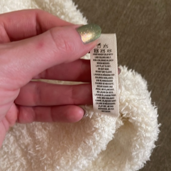 SKIMS Cozy Knit Tank - Picture 5 of 5